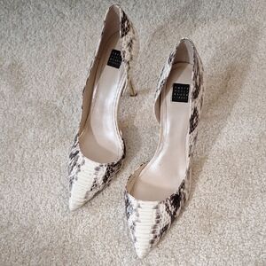 Sexy Snakeskin Heels By White House Black Market 9.5